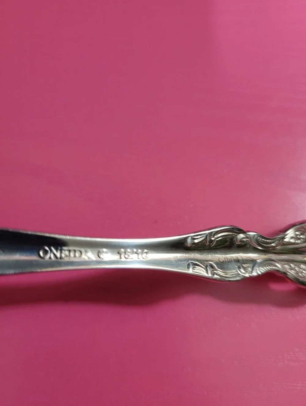 Oneida Golden Michelangelo Shell Sugar Spoon 6